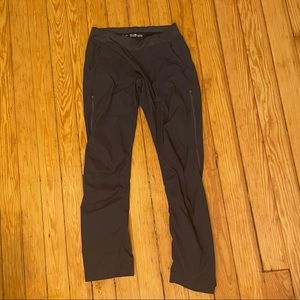 Arc’teryx side zip lightweight pant